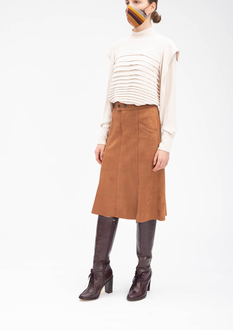 KNIFE PLEATED BLOUSE